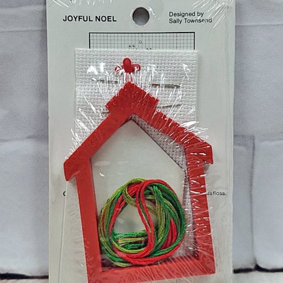 2 Vintage Counted Cross Stitch Christmas Orn Kit - Picture 5 of 6